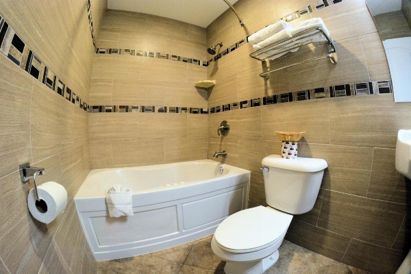 Sunset Motel image 7